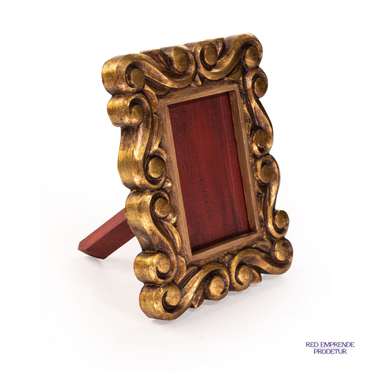 Marco Dorado de Cedro