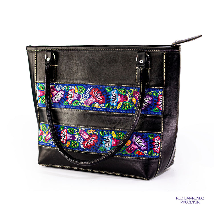Bolsa Negra con Tejido Típico azul y flores
