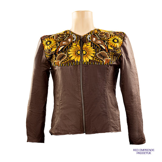 Chumpa Café con detalle Típico, Mujer