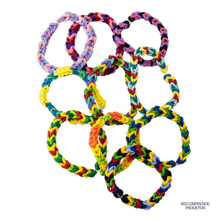 Pulsera tejida de globos reciclados color rosado, morado y celeste