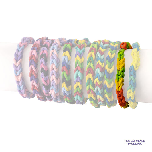 Pulsera tejidas de globos reciclados color naranja, verde claro y amarillo