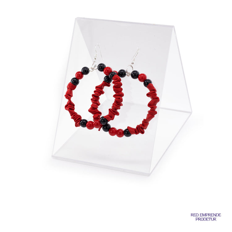 Aretes de argollas scrunchies rojo con negro