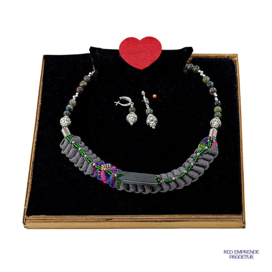 Juego de collar típico, jaspe y aretes