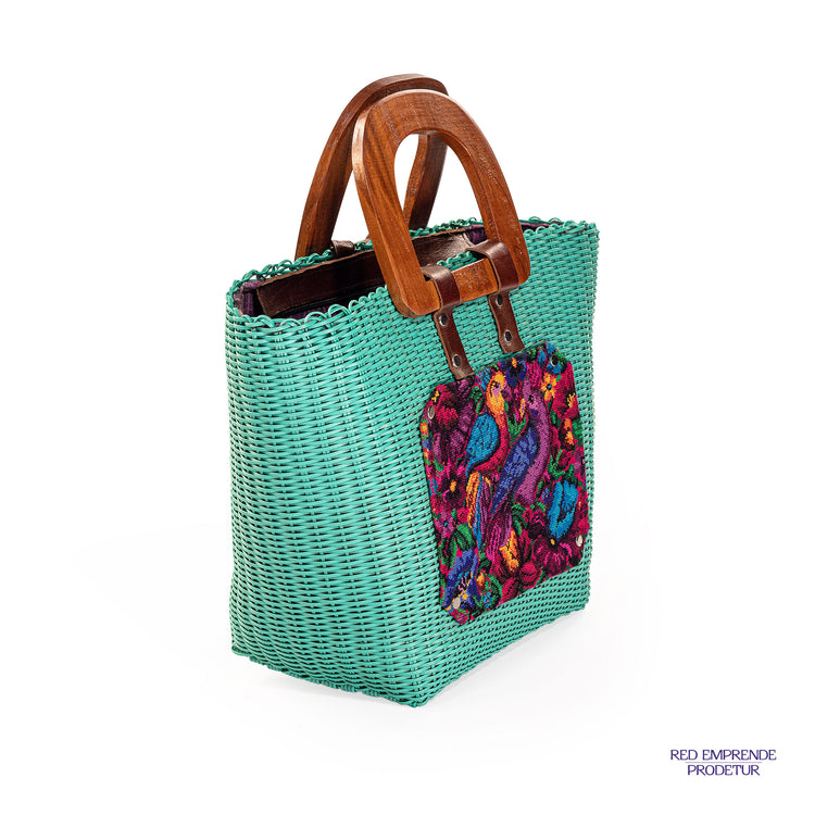 Bolsa turquesa con agarrador de madera