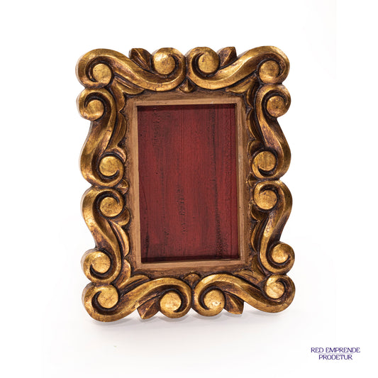 Marco Dorado de Cedro