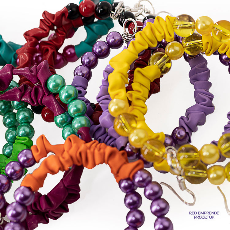 Aretes de argollas scrunchies morado con narajna