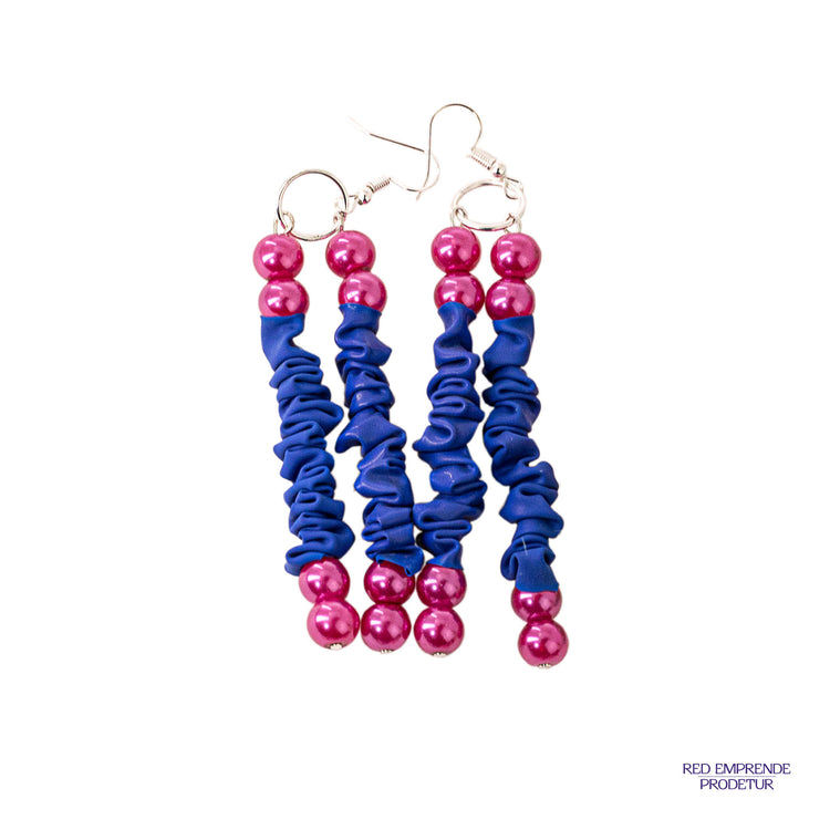 Aretes azul y fuscia, estilo srunchy con perlas