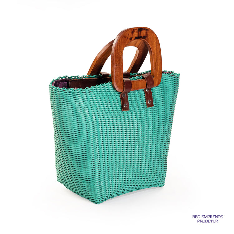 Bolsa turquesa con agarrador de madera